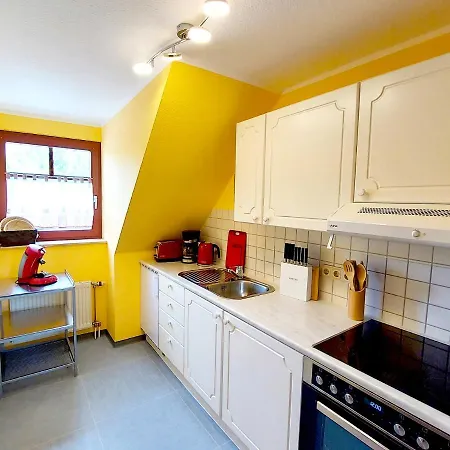 Gustow Apartment *